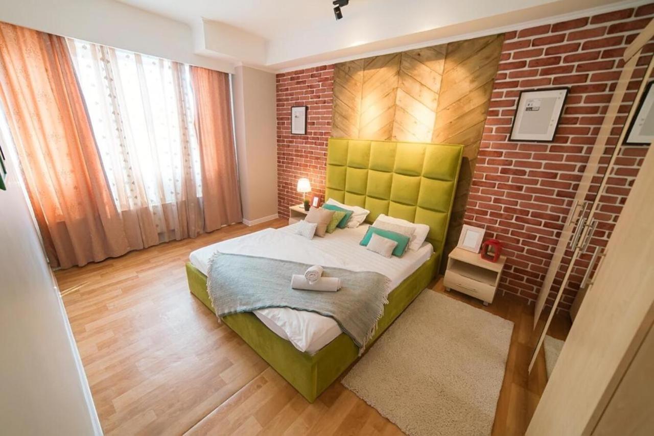 Manica Mega Towers Apartment Almaty Luaran gambar