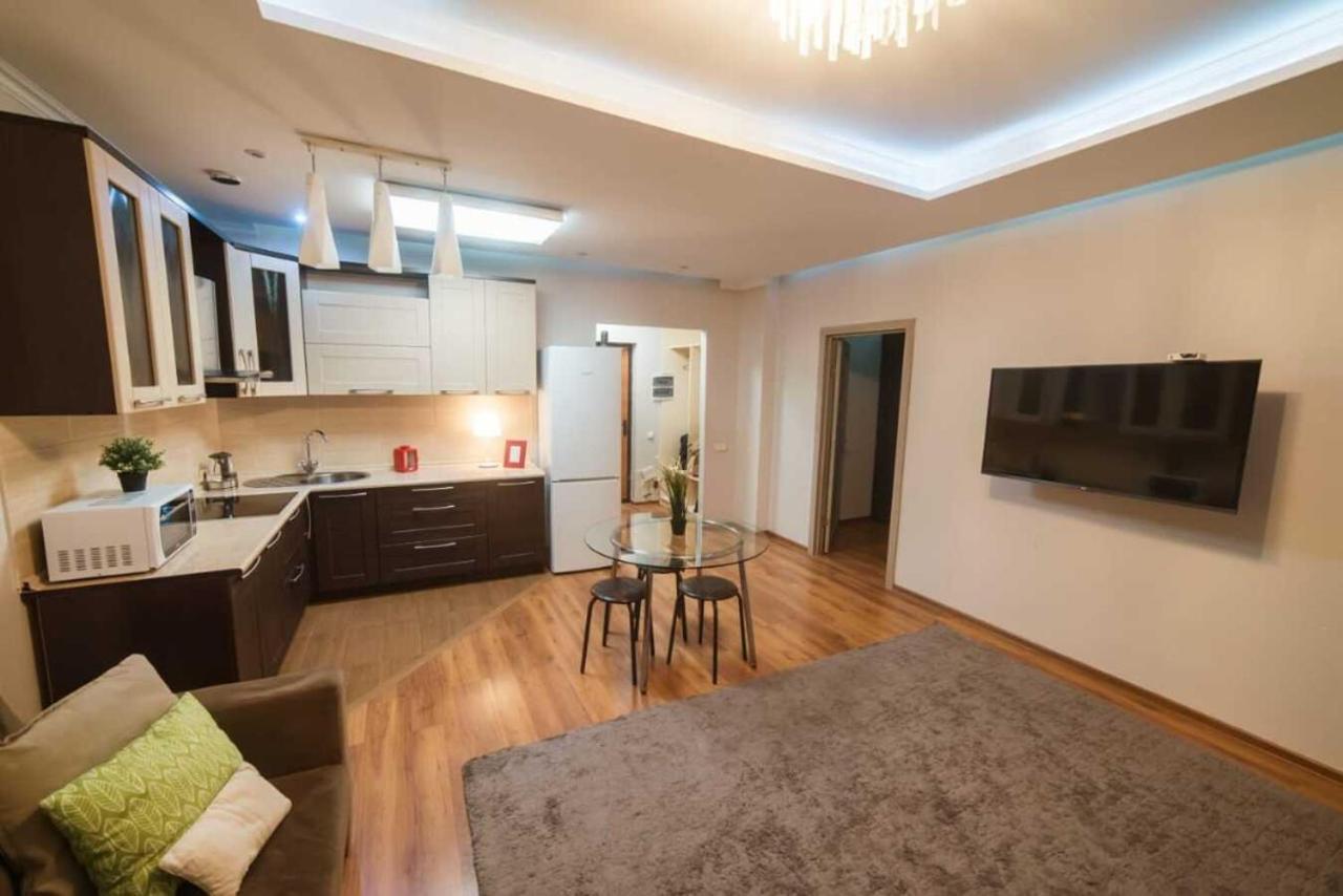 Manica Mega Towers Apartment Almaty Luaran gambar