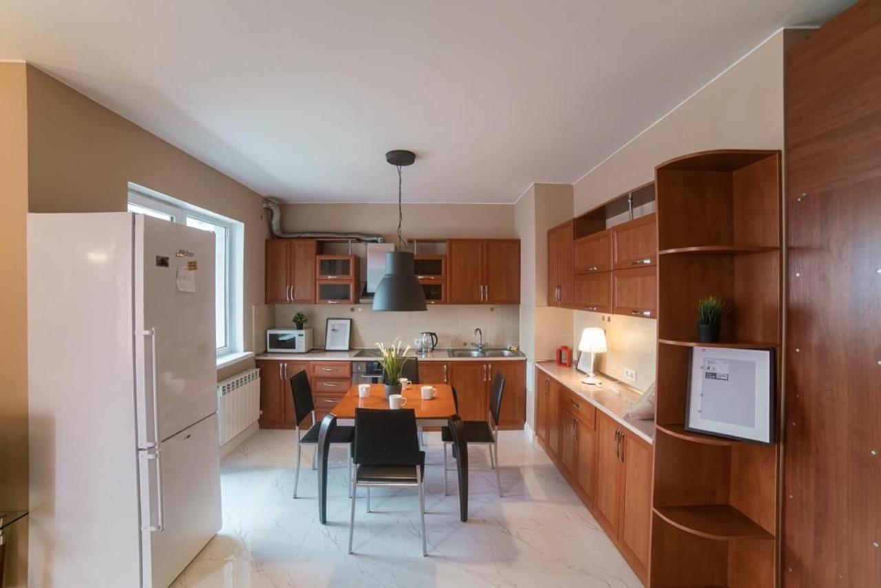 Manica Mega Towers Apartment Almaty Luaran gambar