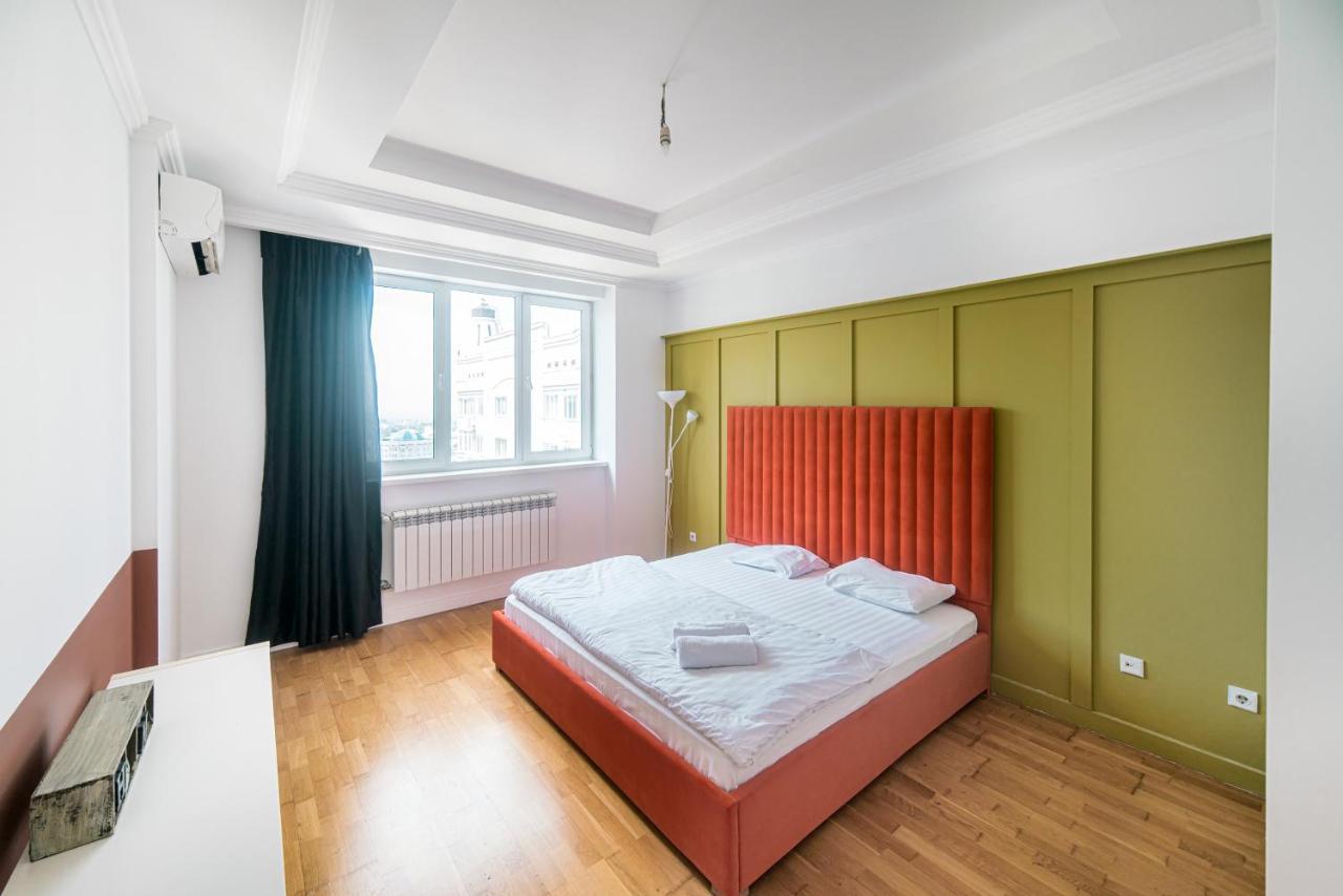 Manica Mega Towers Apartment Almaty Luaran gambar